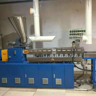 雙螺桿擠出造粒機