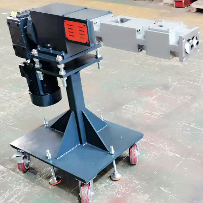 積木式側喂料機